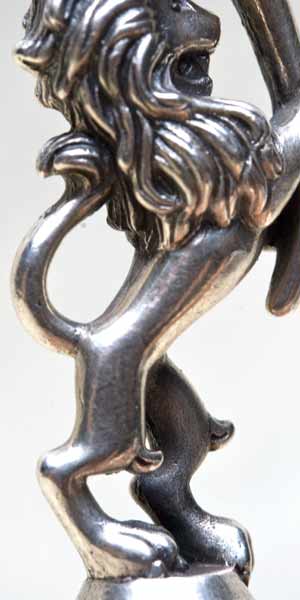 Lion with Crown Yad Side Closeup Lower
